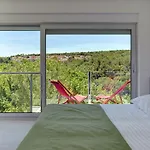 Hotel - & Restaurant