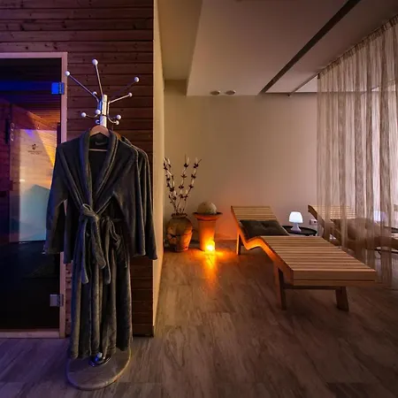 Hotel - & Restaurant 4*