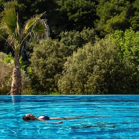 - & Restaurant Hotel 4*