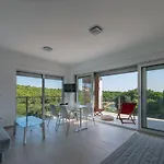 - & Restaurant Hotel