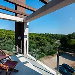 - & Restaurant 4* Premantura