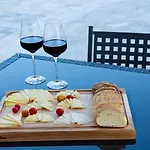 - & Restaurant Hotel 4*