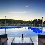 - & Restaurant 4* Premantura