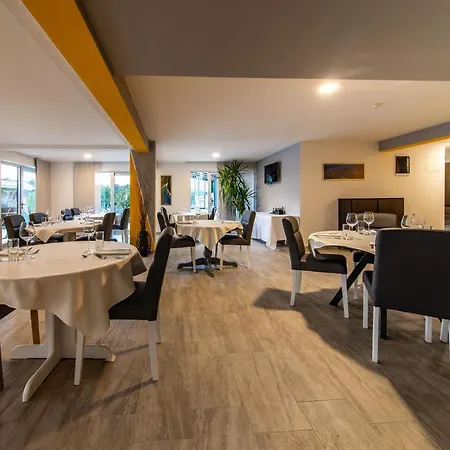 - & Restaurant Hotel Premantura